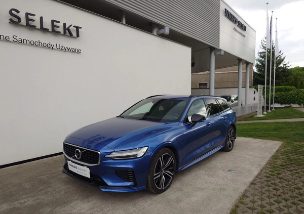 Volvo V60 cena 174900 przebieg: 101968, rok produkcji 2020 z Skoki małe 781